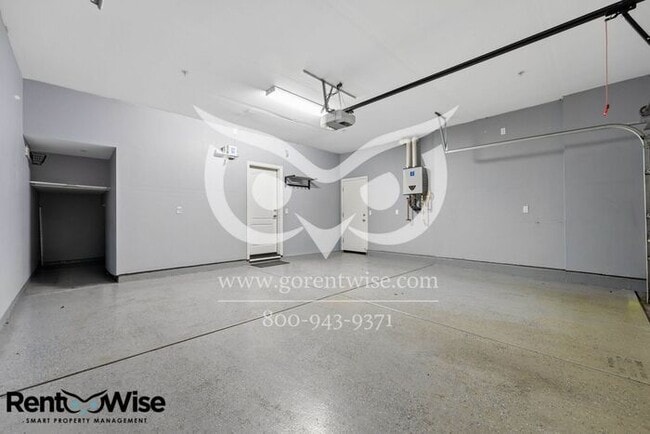 Building Photo - 1548 Glenn St