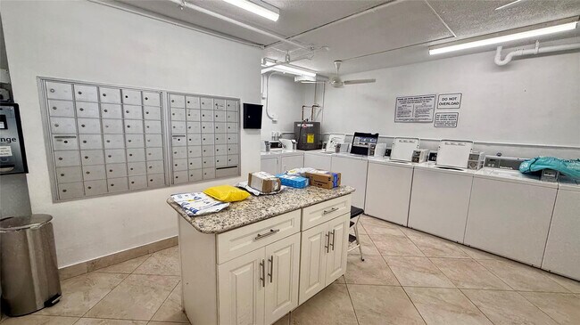 Building Photo - 1630 N Ocean Blvd