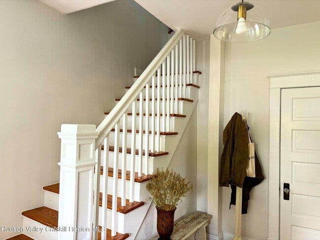 Building Photo - 590 NY-23B