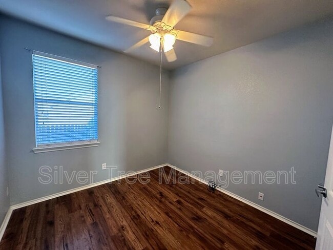 Building Photo - 420 Donagon Ct