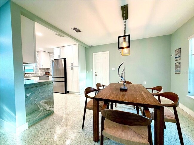 Building Photo - 10133 4th St E