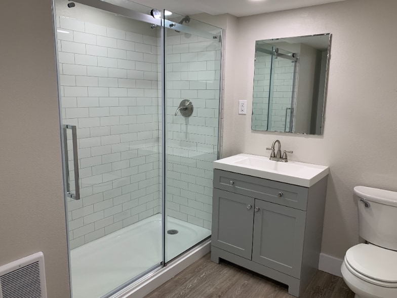 Primary Photo - 2335 55th St