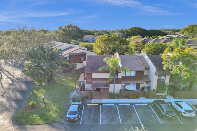 Building Photo - 1233 Hampton Blvd