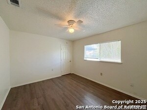 Building Photo - 117 Meadow Way