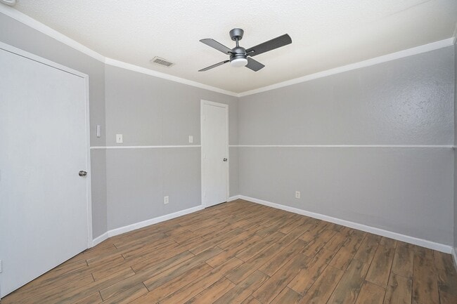 Building Photo - 506 N 3rd St