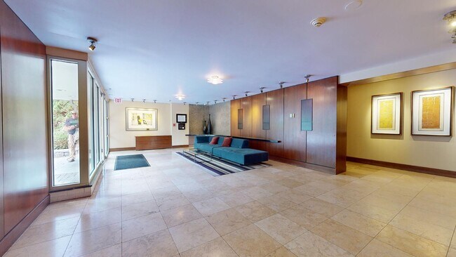Building Photo - 2725 39th St NW