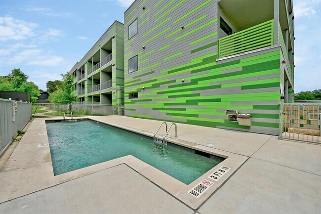 Building Photo - 4004 Banister Ln