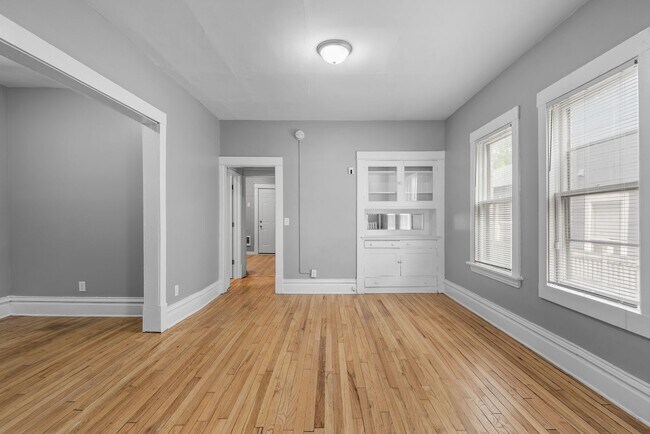 Building Photo - 211 Grotto St N