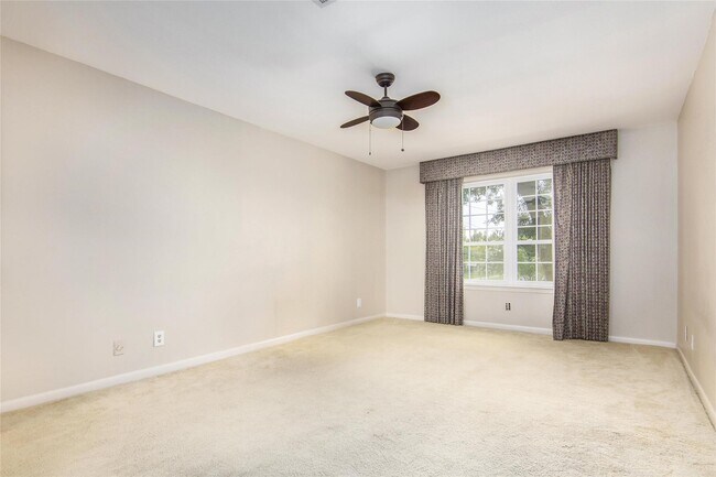 Building Photo - 4800 Palmetto St