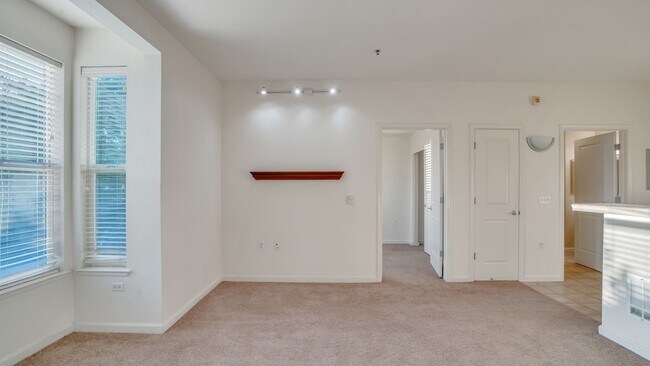 Building Photo - 655 12th St