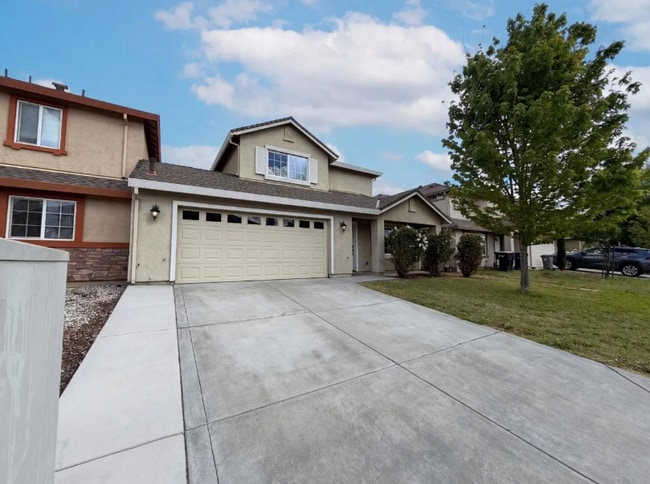 Building Photo - 251 Sugnet Way