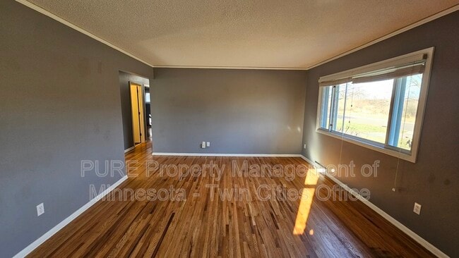 Building Photo - 1617 Flag Ave N