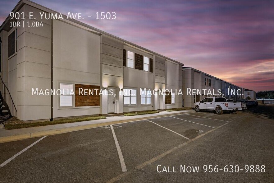 Building Photo - 901 E Yuma Ave