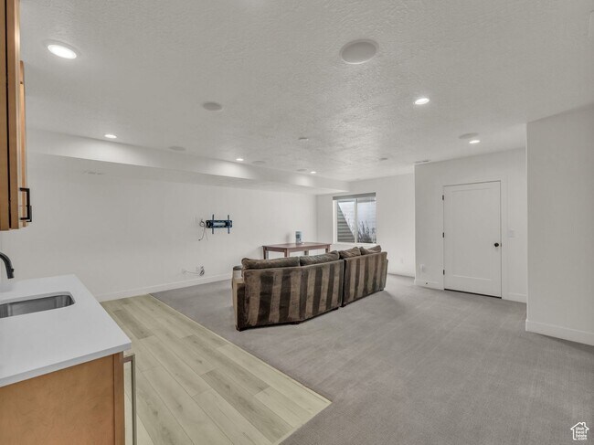 Building Photo - Amazing Executive Home Now Available!