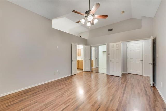Building Photo - 10104 Burgundy Dr