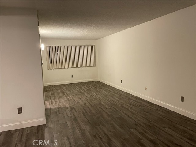 Building Photo - 23033 Maple Ave