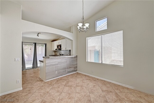 Building Photo - 9845 Lenox Crest Pl