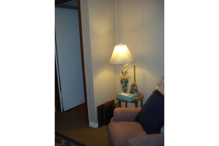 Building Photo - 117 Wilkes St