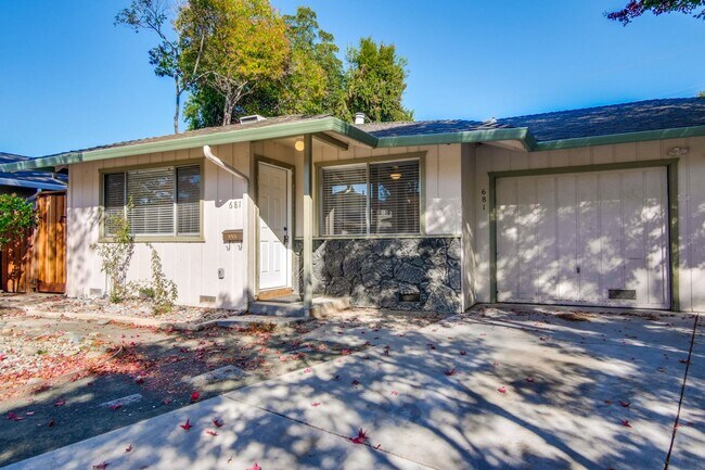Building Photo - 683 Arbutus Ave