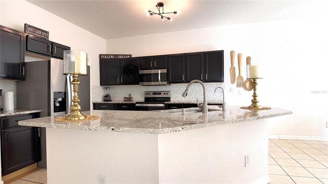 Building Photo - 1131 N Hampton Dr