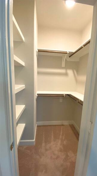 Building Photo - 285 Woodland Hills Dr