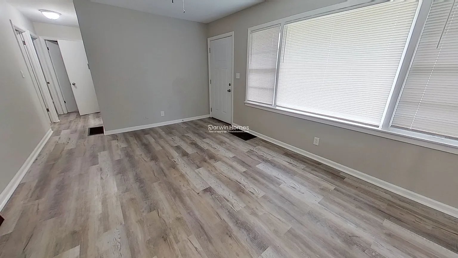 Building Photo - 3473 E 54 St