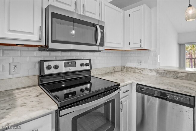 Building Photo - 9851 Costa Mesa Ln