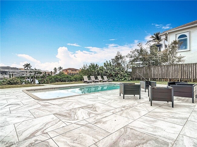 Building Photo - 17539 Boat Club Dr