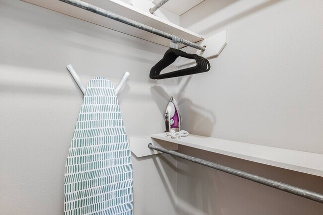 Building Photo - 7326 Winding Star Dr