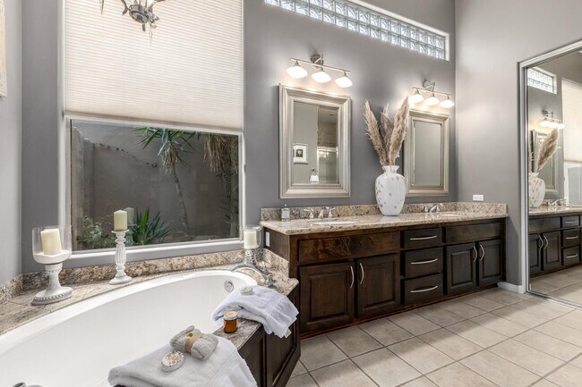 Building Photo - 28072 N 108th Way