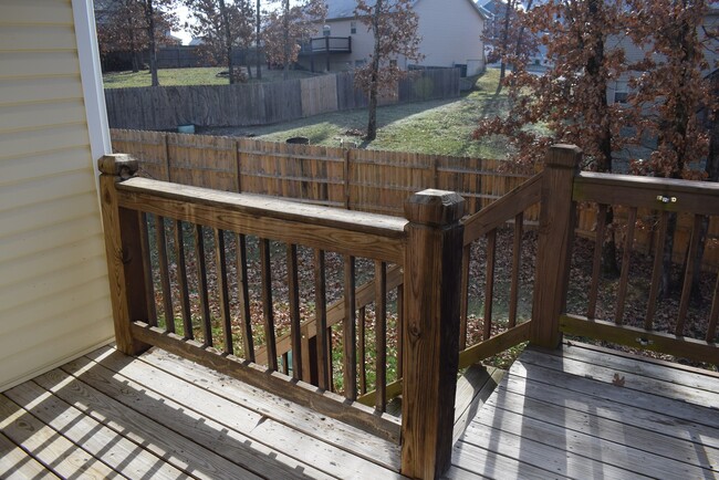 Building Photo - Beautiful spacious home in Waynesville