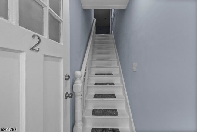 Building Photo - 6 1st Ave