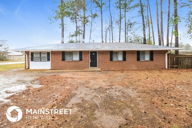 Building Photo - 145 Highland Dr