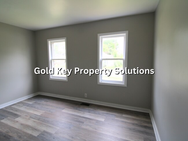 Building Photo - MUNCIE Updated 2 BR 1 BA House with New Kitchen Appliances (SECTION 8 APPROVED)