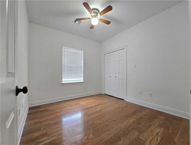 Building Photo - 2107 Olvey Dr