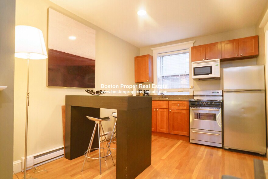 Building Photo - 16 Cedar Lane Way