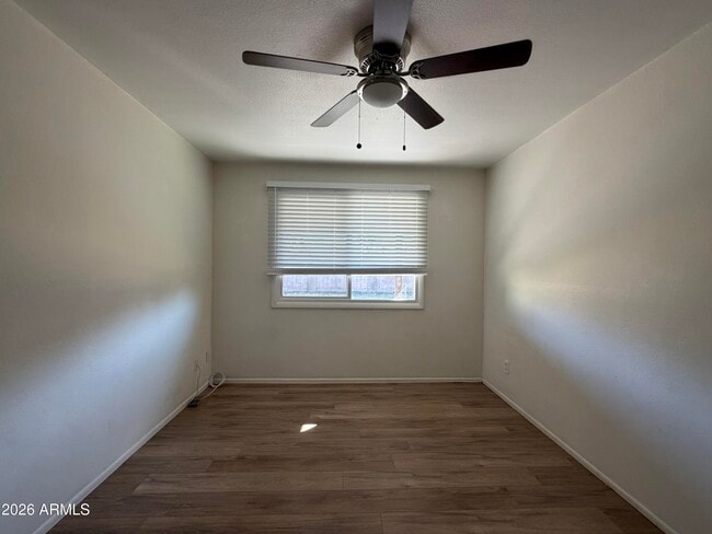 Building Photo - 3011 W Campo Bello Dr