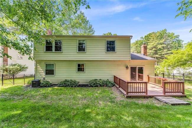 Building Photo - 33555 Wagon Wheel Dr