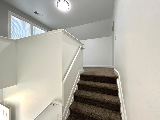 Building Photo - 2709rasp