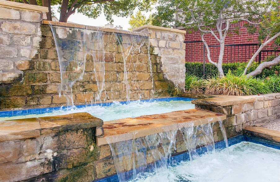 The Gables of McKinney Apartments 1500 W Eldorado Pky McKinney TX