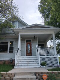 Building Photo - 1210 Sherman Ave
