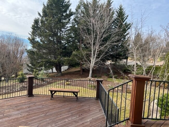 Building Photo - SPACIOUS & STYLISH CUSTOM HOME- 4 BEDROOMS...