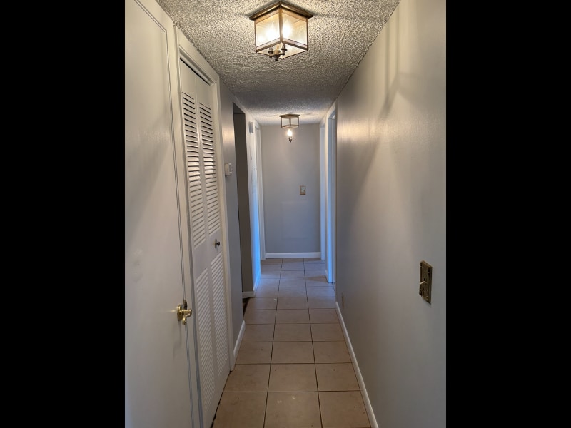 Building Photo - 515 Basswood Ave