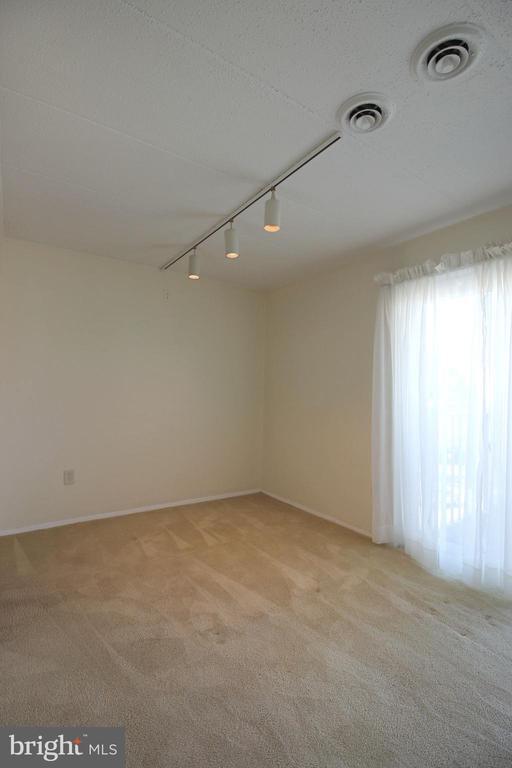 Building Photo - 2630 Wagon Dr