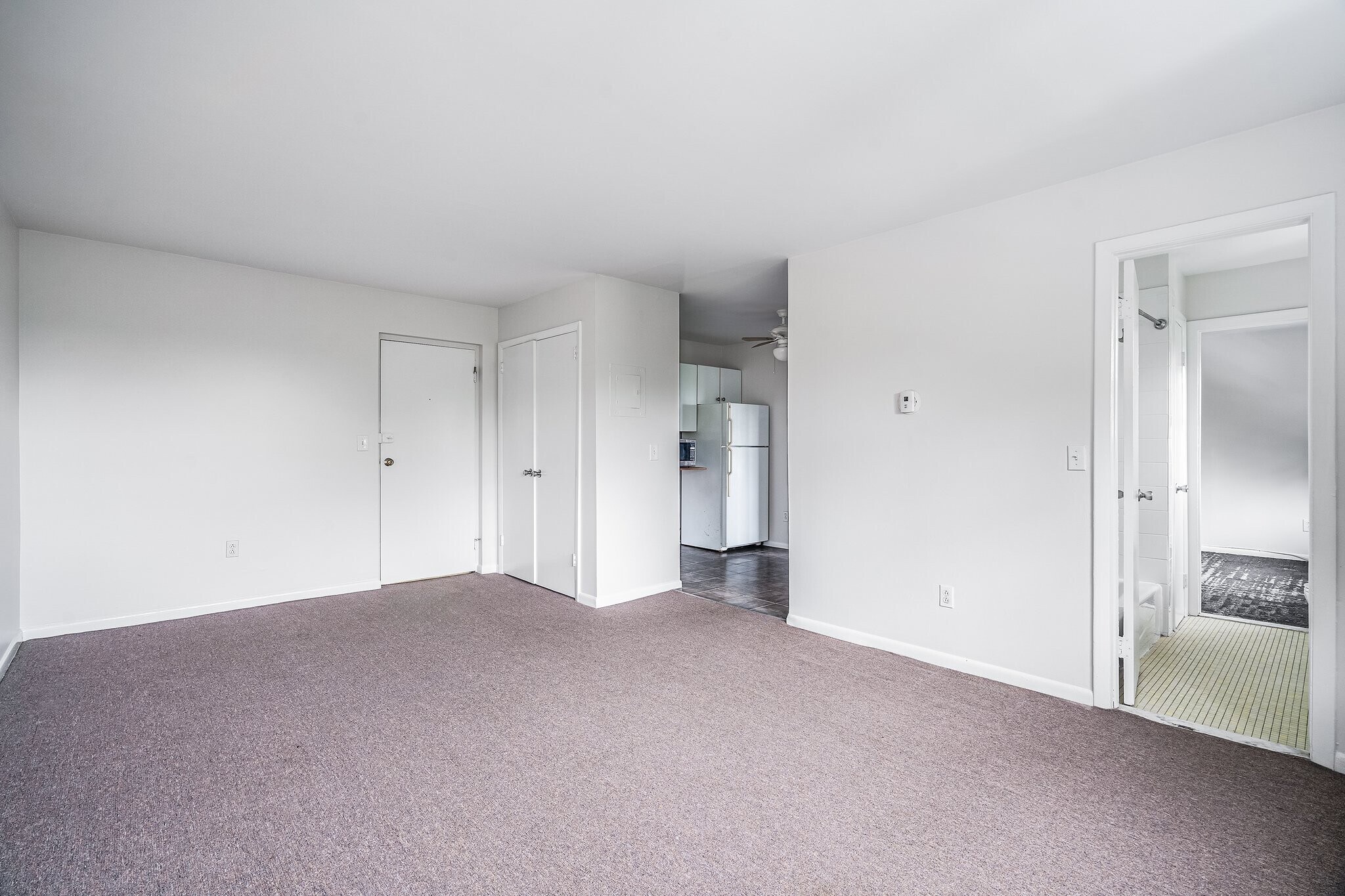 Living Room - 18 Fairfield Ave