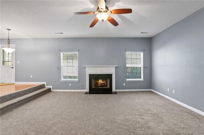 Building Photo - 4550 Ivy Fork Dr