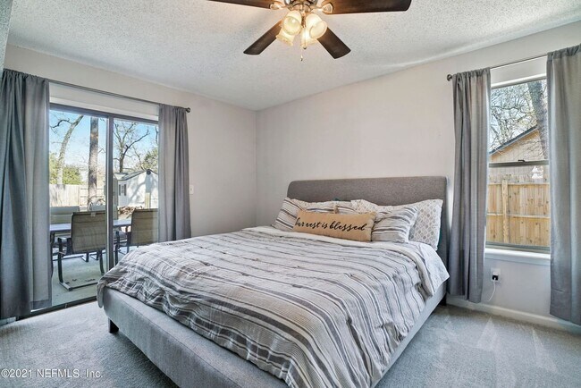 Building Photo - 8434 Allwine Ct