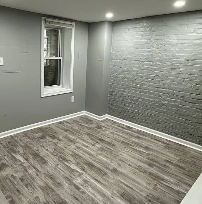 Building Photo - 2904 13th St NW