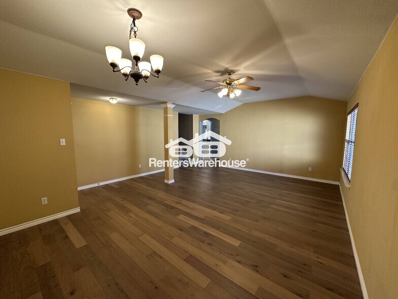 Building Photo - 12204 Orkney Ln