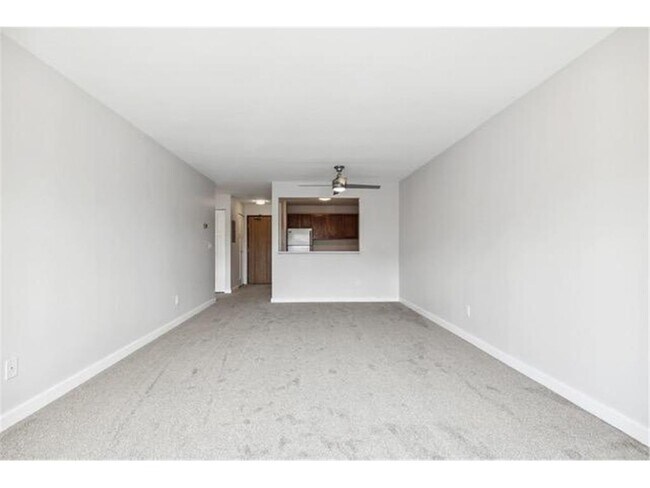 Building Photo - 720 3rd Ave NE